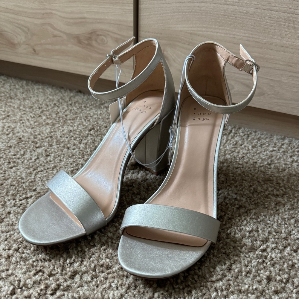 ✨ LAST CHANCE ✨ NWT A New Day Women's Silver Heeled Sandals | 9W